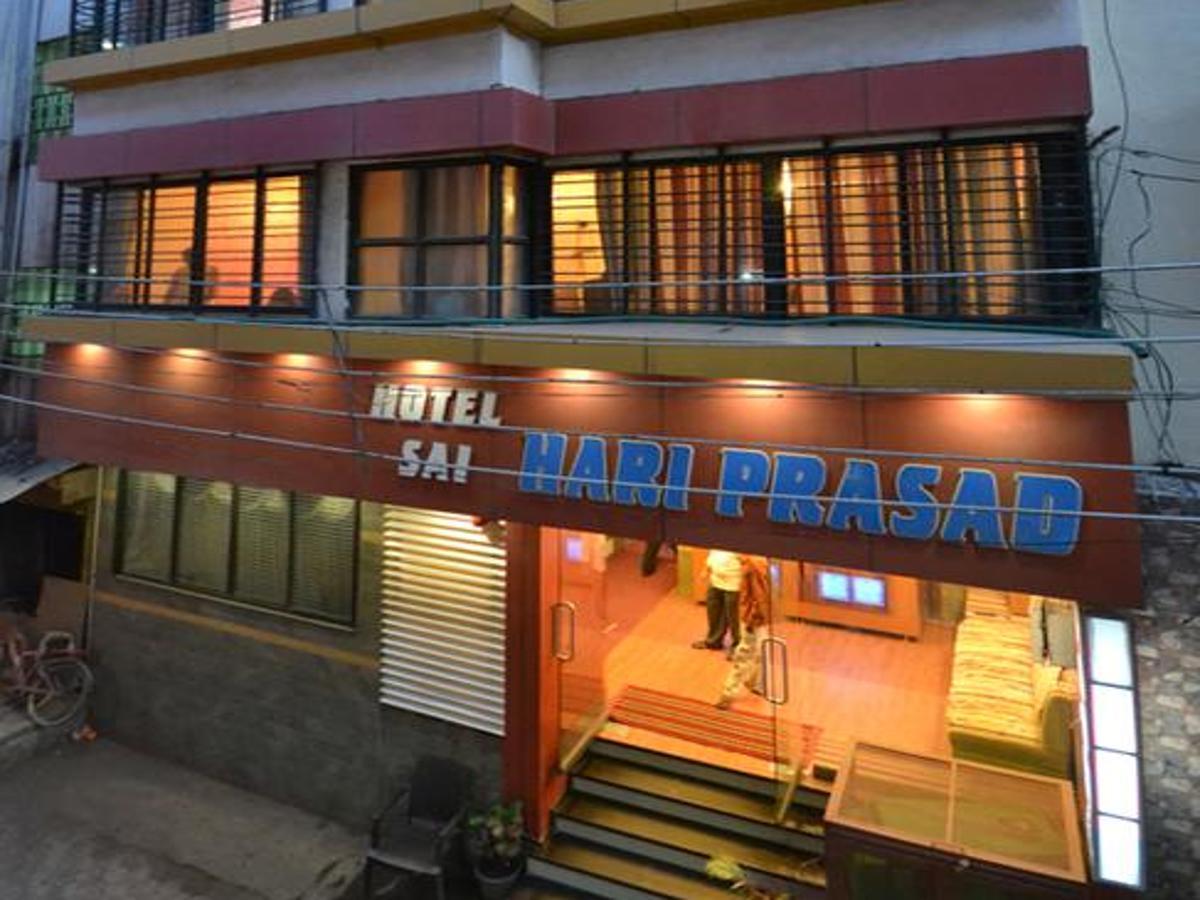 Hotel Sai Hari Prasad Ширді Екстер'єр фото