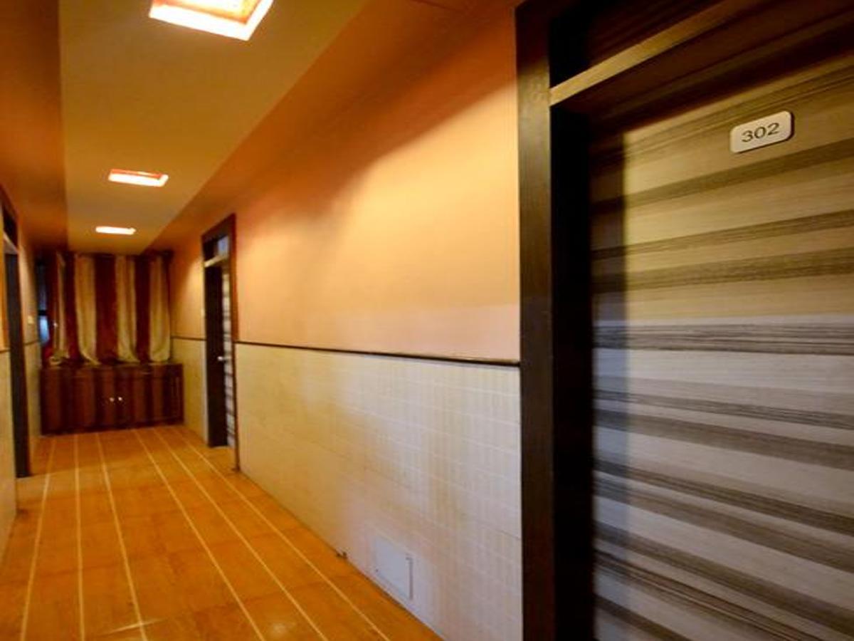 Hotel Sai Hari Prasad Ширді Екстер'єр фото